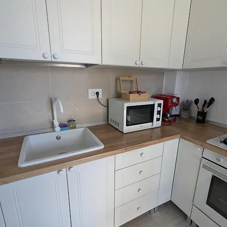 Daire Maya - 2 Camere, Pool, And Private Parking