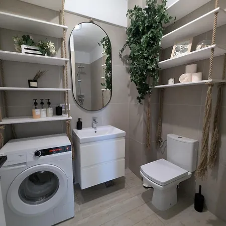 Maya - 2 Camere, Pool, And Private Parking * Năvodari