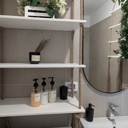 Lejlighed Maya - 2 Camere, Pool, And Private Parking